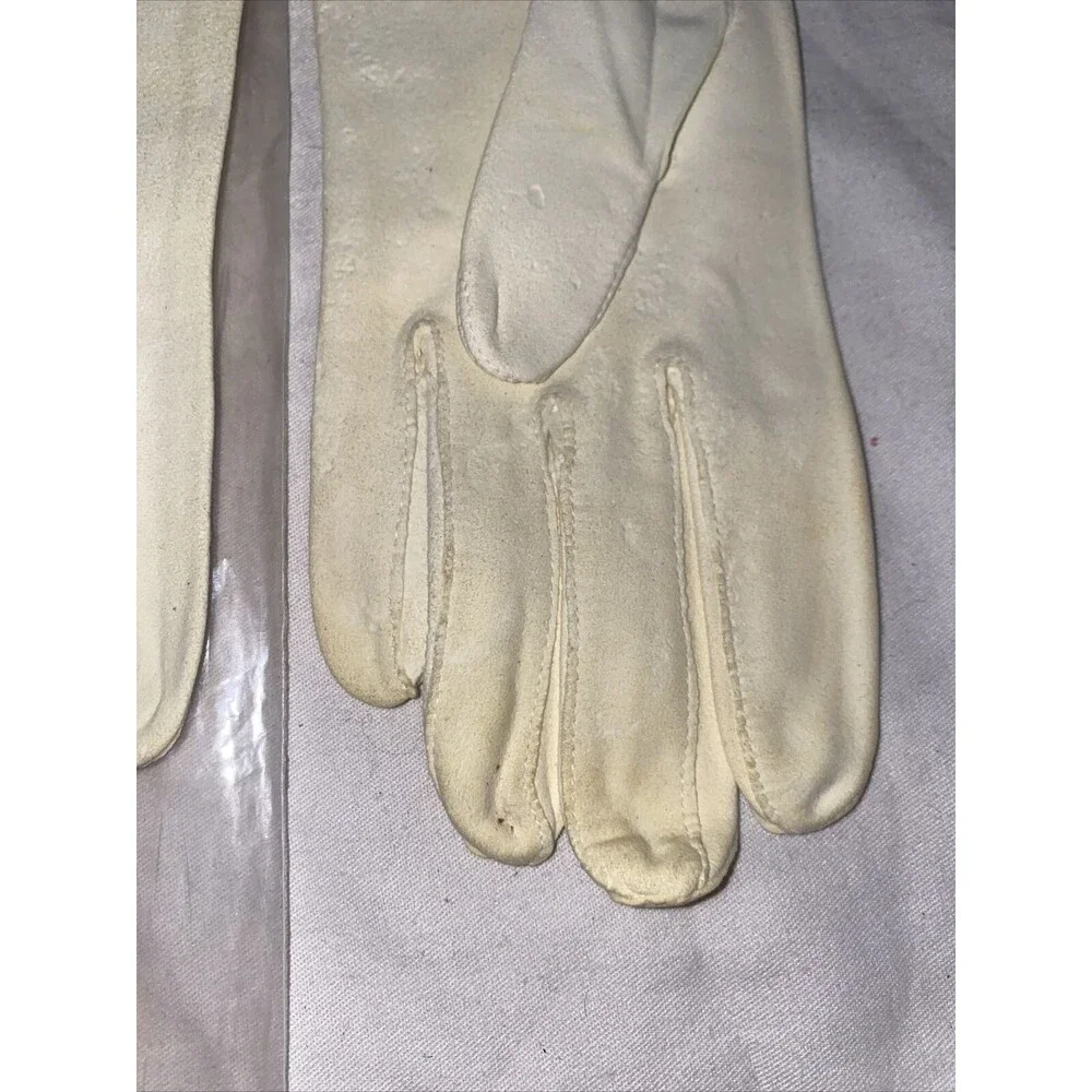 Vintage gloves Miss Aris White 2 stretchy 2A-1342 Floral Leather elegant